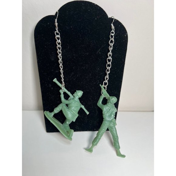 Handmade Jewelry - Handmade Army Men Asymmetrical Dangly Earrings